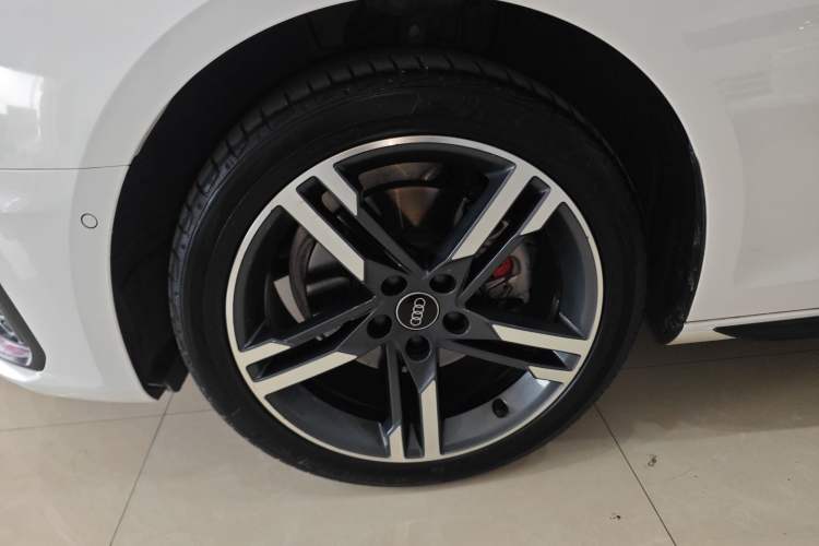 Used Audi A4L 2022 40 TFSI Luxury Dynamic Model Exterior 4