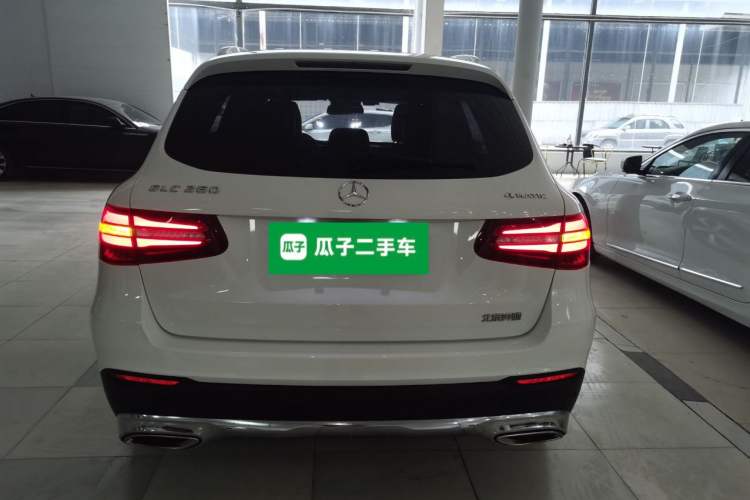 Used Mercedes-Benz GLC 2016 GLC 260 4MATIC Luxury Model
