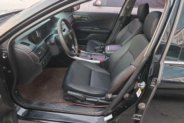 Used Honda Accord 2014 2.0L LX Comfort Edition
