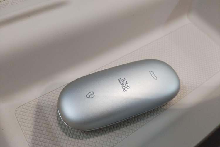 Used Li Auto MEGA 2025 Home Family Special Edition Vehicle Key