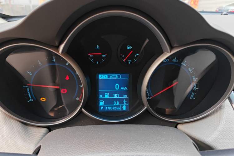 Used Chevrolet Cruze 2015 1.5L Classic SE AT
