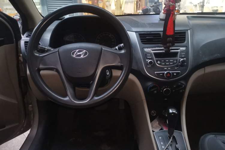 Used Hyundai Verna (older generation) 2014 1.4L Automatic Smart GLS