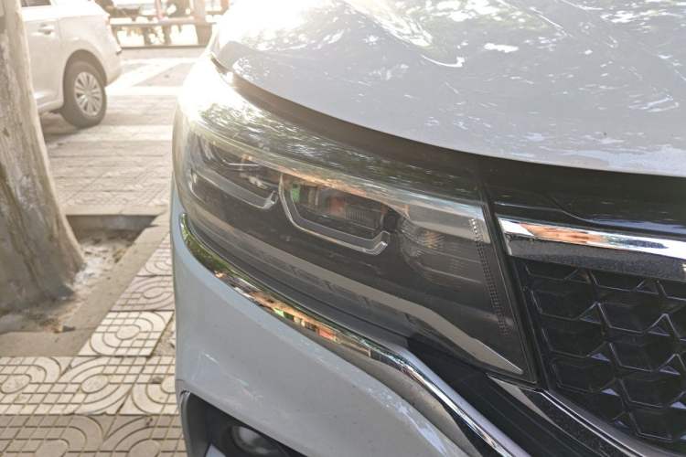 Used FORTHING Joyear X5 
