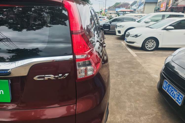 Used Honda CR-V 2016 2.0L two-wheel drive Urban Edition