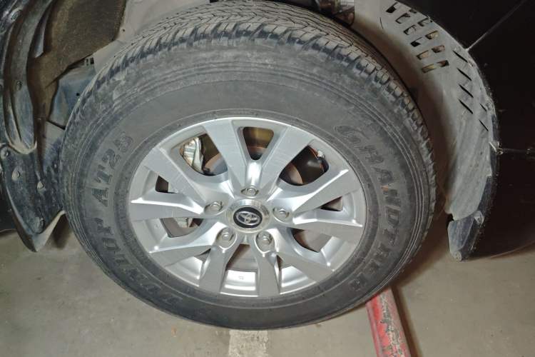 Used Toyota Land Cruiser 2021 5.7L VX-R Middle East