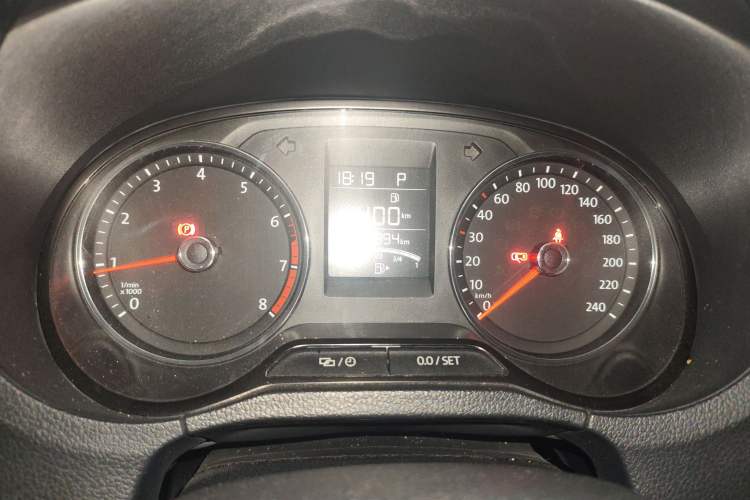 Used Volkswagen Polo 2016 1.6L Automatic Comfort Model
