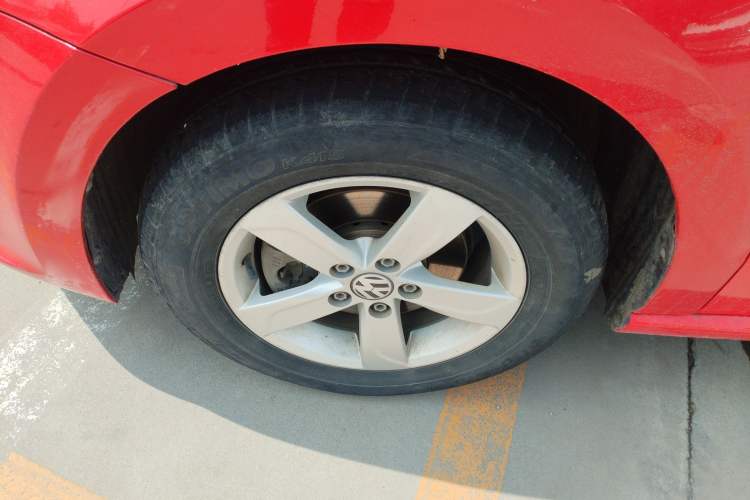 Used Volkswagen Polo 2018 1.5L Automatic Advanced Driving Model Left Front Wheel Hub