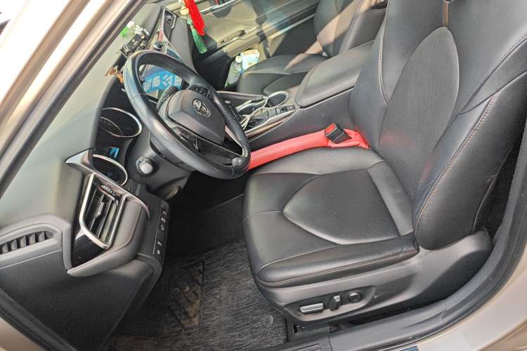 Used Toyota Camry 2019 Revised Version 2.0G Luxury Edition