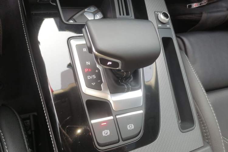 Used Audi Q5L 2022 Updated 40T Luxury Dynamic Edition