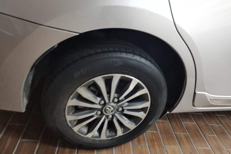 Used Toyota Corolla 2017 Revised Version 1.2T S-CVT GL-i Right Rear Wheel Hub