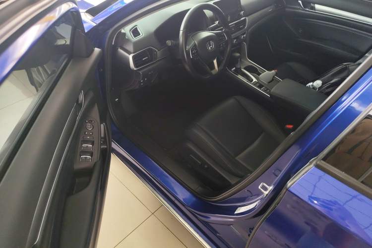 Used Honda Accord 2018 260TURBO Luxury Edition China VI Driver Seat