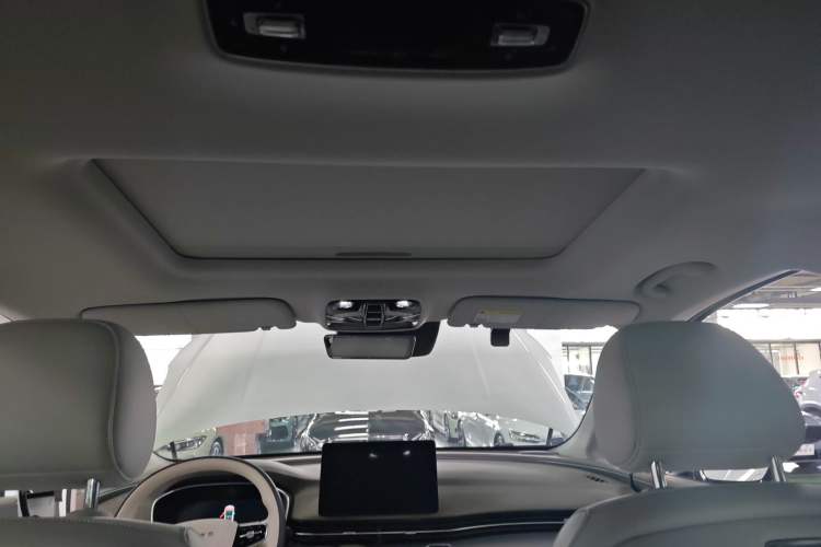 Used Roewe iMAX8 New Energy 2025 1.5T DMH Lu Zun Deluxe Edition