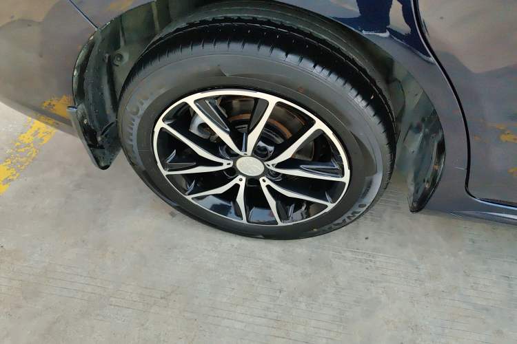 Used BYD Song MAX 2017 1.5T Automatic Smart Connect Luxury 7-Seater
