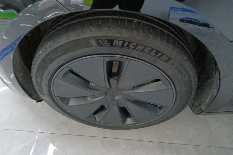 Used Tesla Model 3 2023 Rear-Wheel-Drive Version
