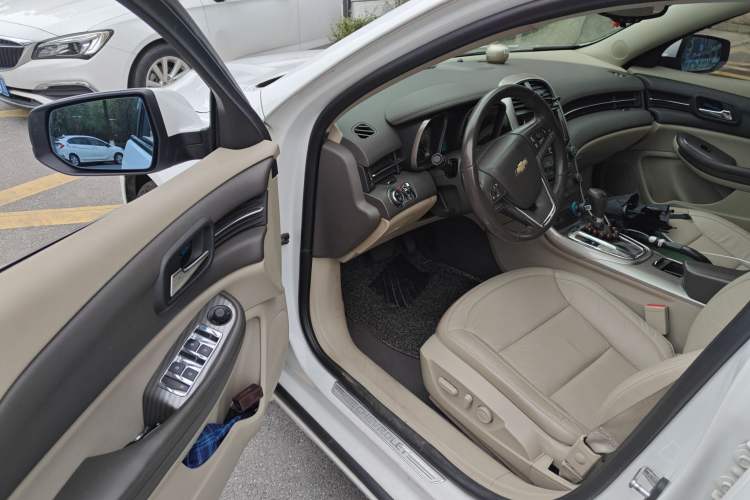 Used Chevrolet Malibu 2013 2.0L Automatic Luxury Edition
