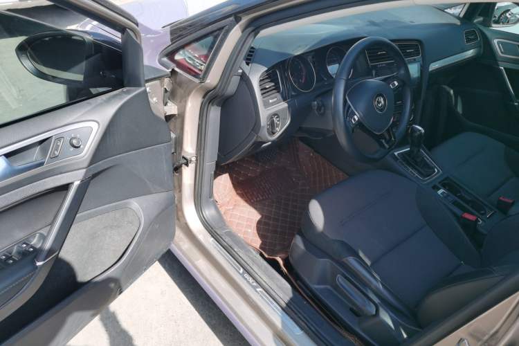 Used Volkswagen Golf 2018 1.6L Automatic Comfort Model