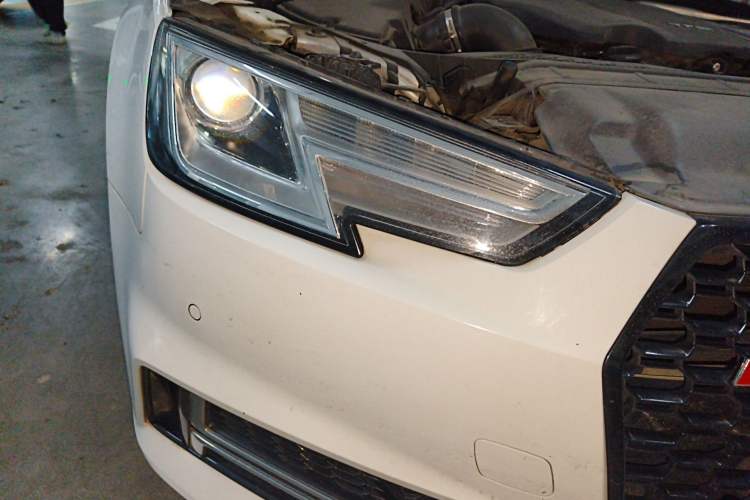 Used Audi A4L 2019 40 TFSI Ambition China VI
