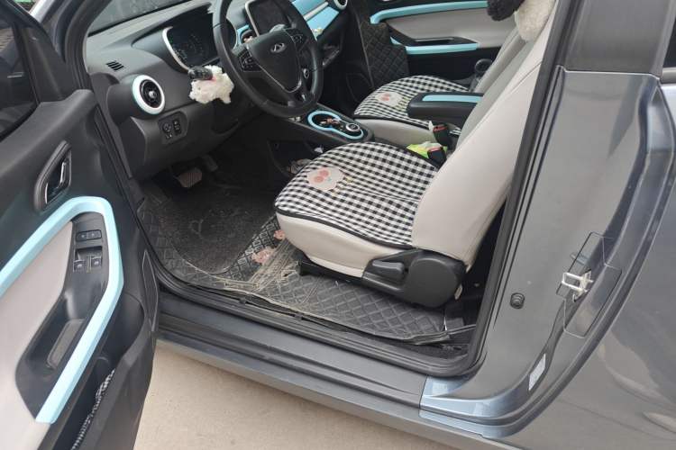 Used Chery QQ Little Ant 2021 200 000-Yuan Ant Fan Edition Talent Version NMC Battery 301 km