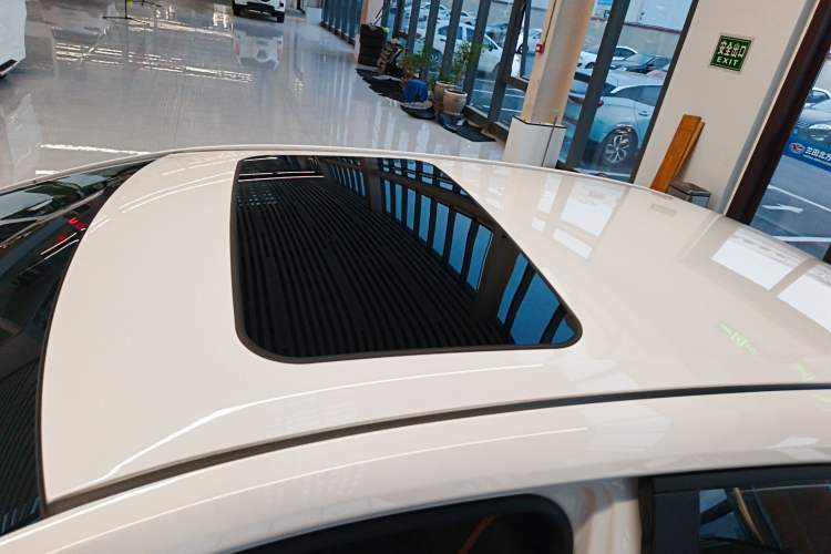 Used Toyota Levin 2023 Smart Electric Hybrid Dual-Engine 1.8L Sport Edition Roof