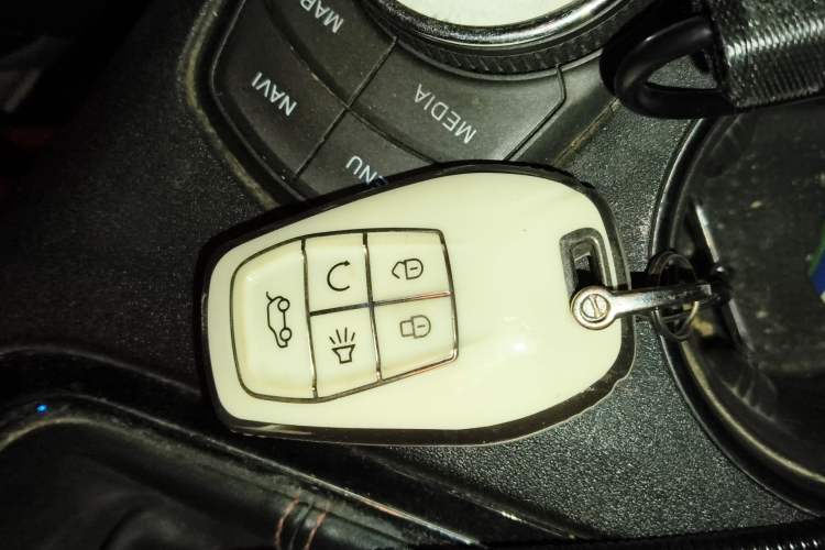 Used Soueast DX7 2017 1.5T Manual Triumph Edition