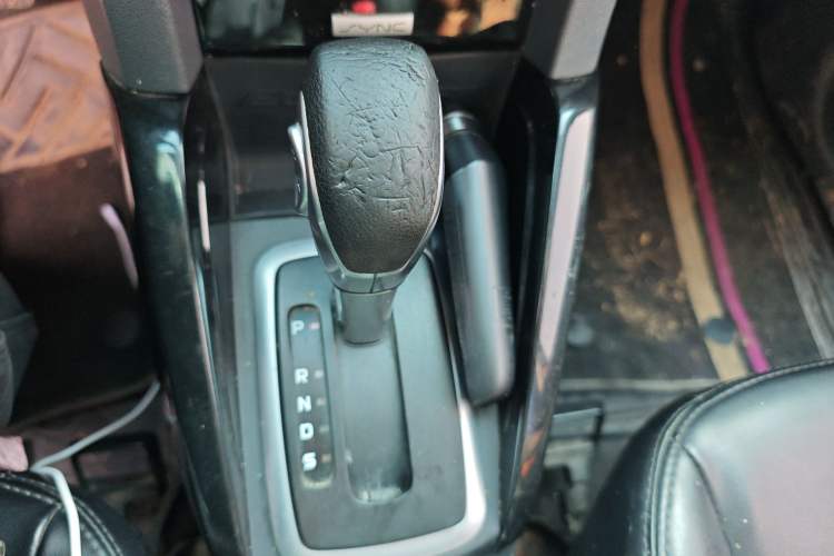 Used Ford EcoSport 2017 1.5L Automatic Prestige Model Gear Lever