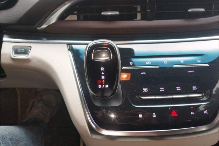 Used Buick GL8 2022 Land Executive Class 652T Prestige Model