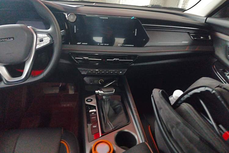 Used Oshan X7 PLUS 2022 1.5T Blue Whale Edition Automatic Prestige Version