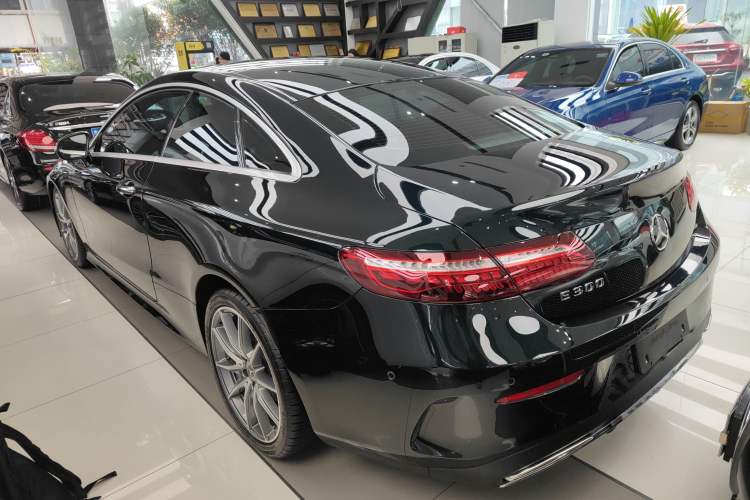 Used Mercedes-Benz E-Class 2021 E 300 Coupe
