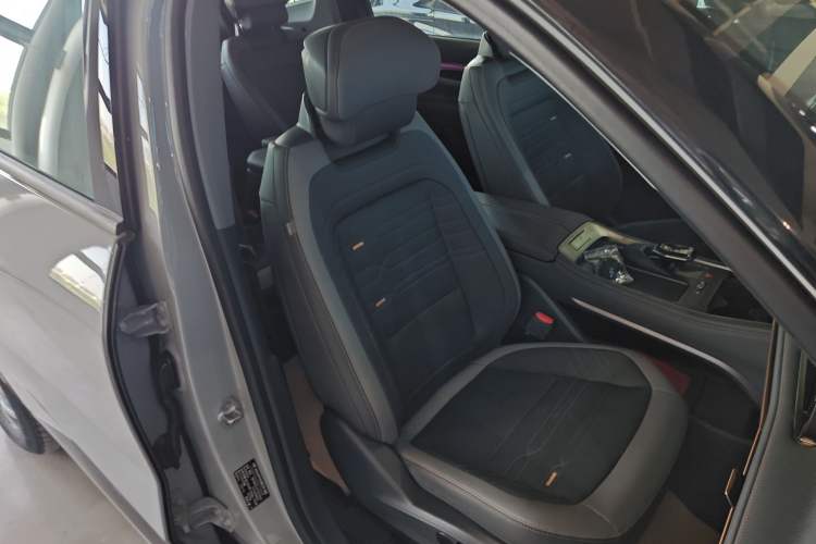 Used Ford Edge 2023 Ford Explorer L 2.0T EcoBoost Four-Wheel Drive 7-Seater Supreme Model