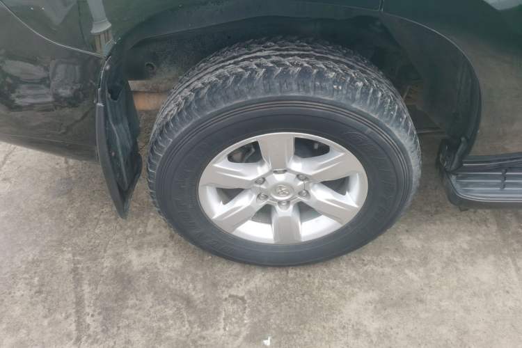 Used Toyota Prado 2016 2.7L Automatic Standard Edition
