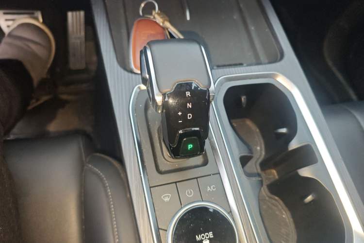 Used Chery Explore 06 2023 Revised Version Urban Edition 1.6T Two-Wheel Drive Luxury Trim Gear Lever