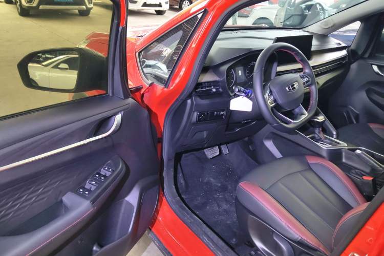 Used Geely Auto Vision X3 2021 PRO 1.5L CVT Deluxe Model
