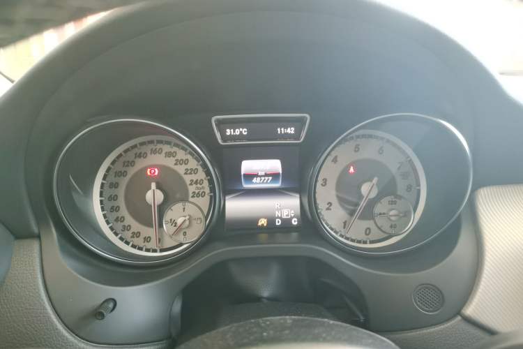 Used Mercedes-Benz GLA 2016 GLA 200 Fashion Model Instrument Cluster