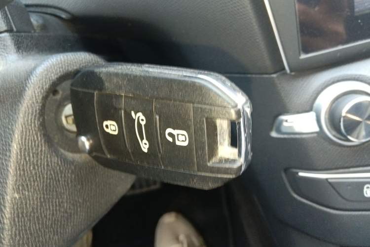 Used Peugeot 408 2016 1.6T Automatic Luxury Edition Vehicle Key