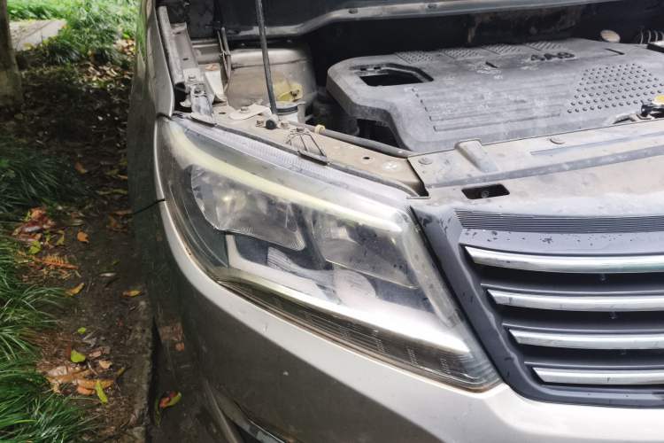 Used FORTHING S500 2016 1.6L Manual Luxury Edition Right Front Headlight