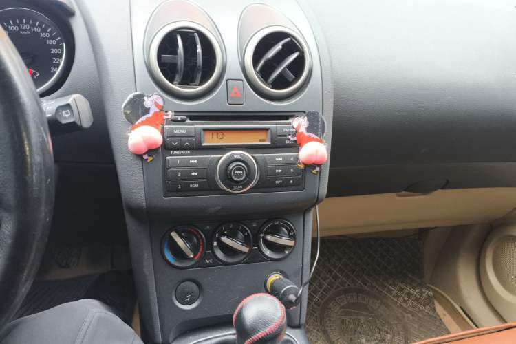 Used Nissan Qashqai 2011 2.0 XL Fire 6MT 2WD
