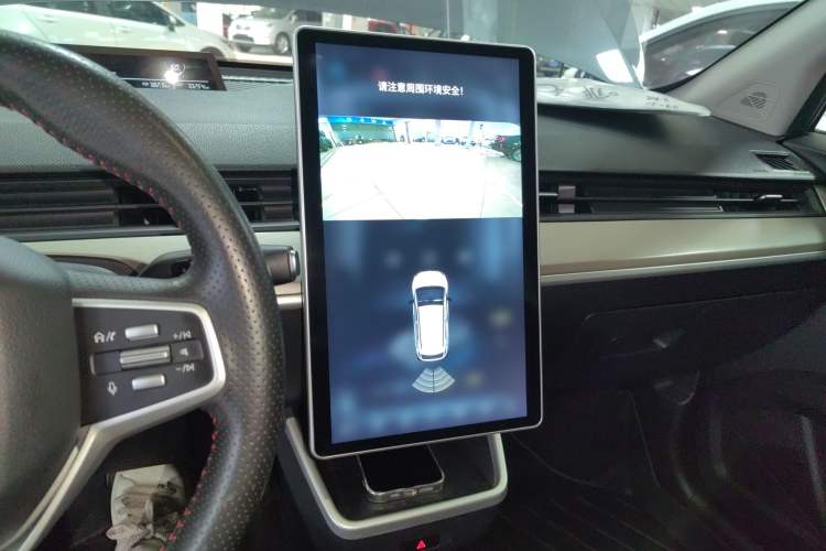 Used NETA V 2021 Long-Range Entertainment Edition Upgrade Model
