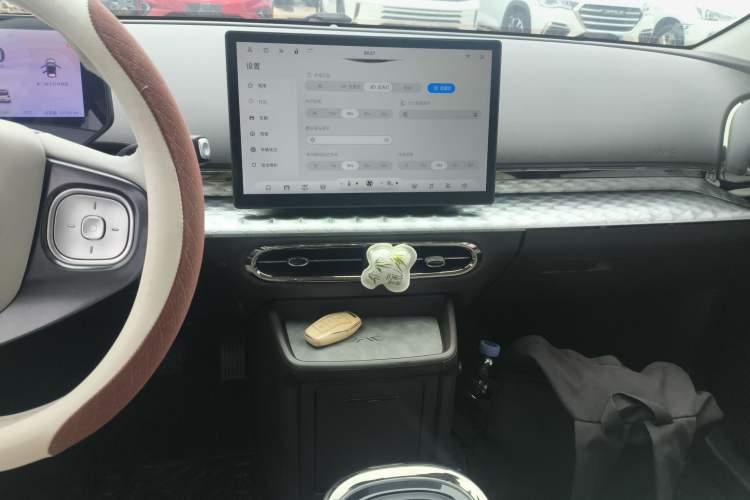 Used JAC Yiwei 3 2023 505km Air
