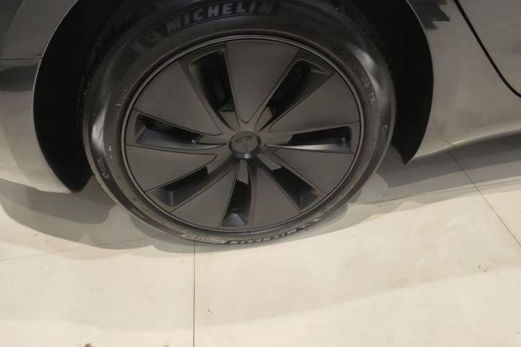 Used Tesla Model 3 2023 Rear-Wheel-Drive Version