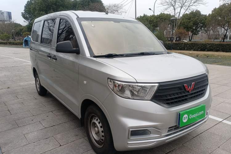 Used Wuling Hongguang V 2021 1.5L Jingqu Version LAR
