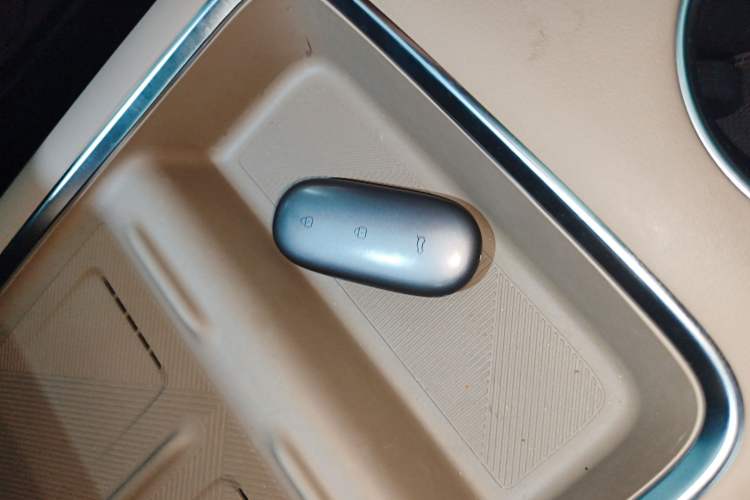 Used Li Auto L6 2025 Pro Smart Refresh Edition Interior 1