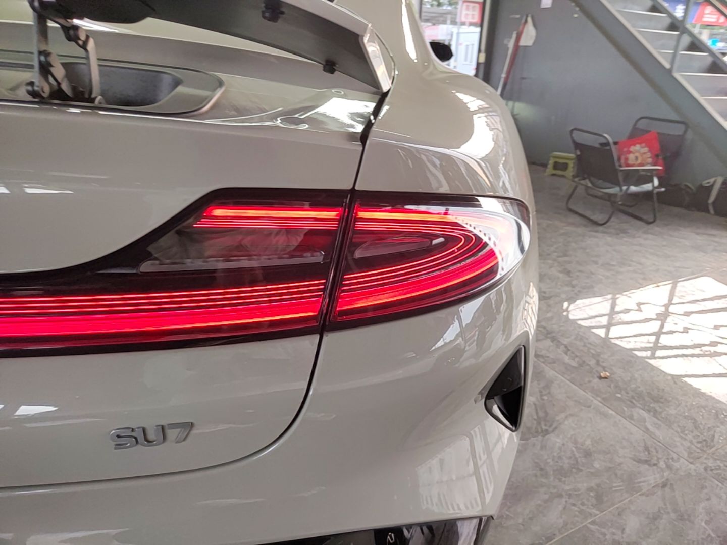 Xiaomi Auto SU7 2024 Rear-Drive Ultra-Long Range Advanced Pro-Level Intelligent Driving Version — снимка 9
