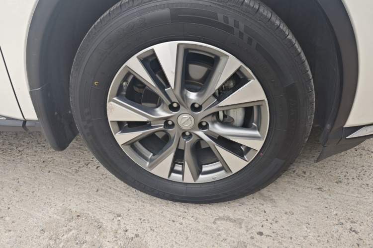 Used Nissan Murano 2019 2.5L XL Two-Wheel Drive Smart Connect Luxury Edition China VI Standard