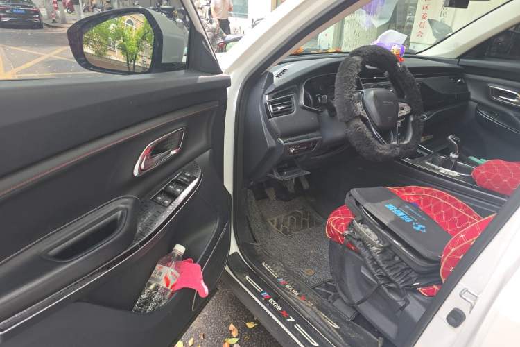 Used CHANGAN OSHAN X7 2021 1.5T Manual Comfort Model Driver Seat