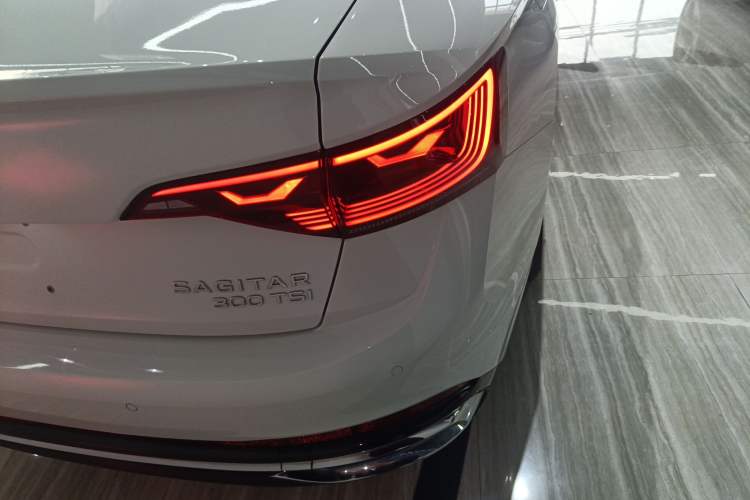 Used Volkswagen Sagitar 2023 300TSI DSG Excellence Edition Exterior 3