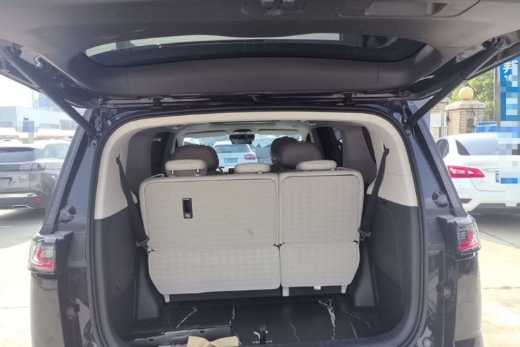 Used VOYAH Dream 2025 PHEV Four-Wheel-Drive Flagship Version – Qiankun Edition
