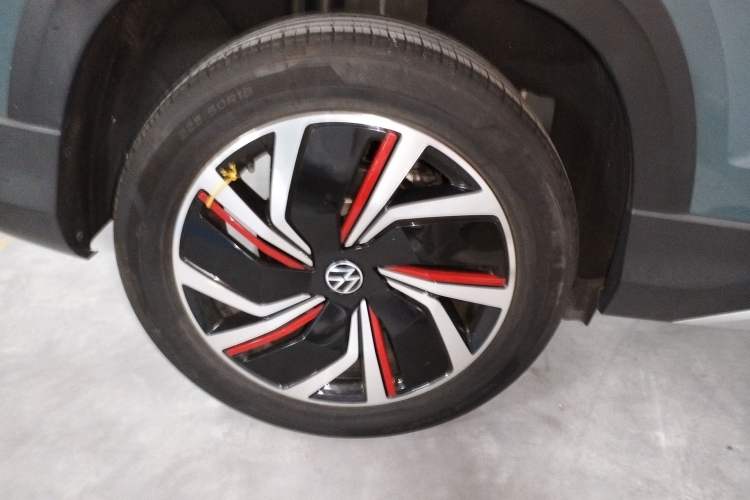 Used Volkswagen Tharu 2023 300TSI Two-Wheel-Drive Full Moon Edition