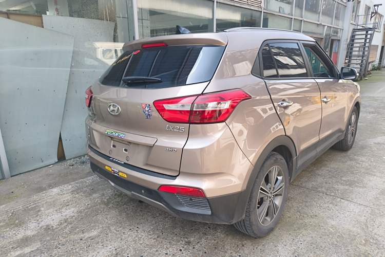 Used Hyundai ix25 2015 1.6L Automatic Two-Wheel Drive Smart GLS Trim Rear Right 45 Deg