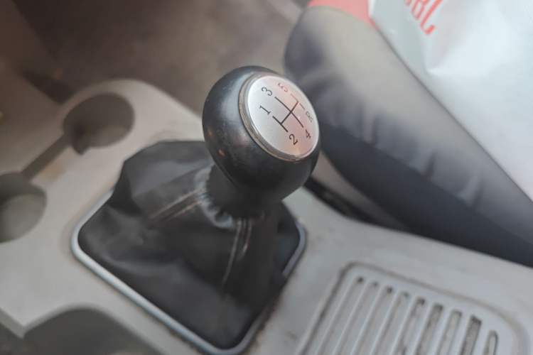 Used FORTHING Lingzhi 2016 M3L 1.6L 7-Seater Comfort Model