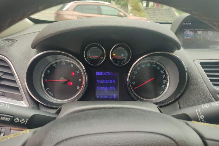 Used Buick Encore 2013 1.4T Automatic All-Wheel Drive Flagship Edition
